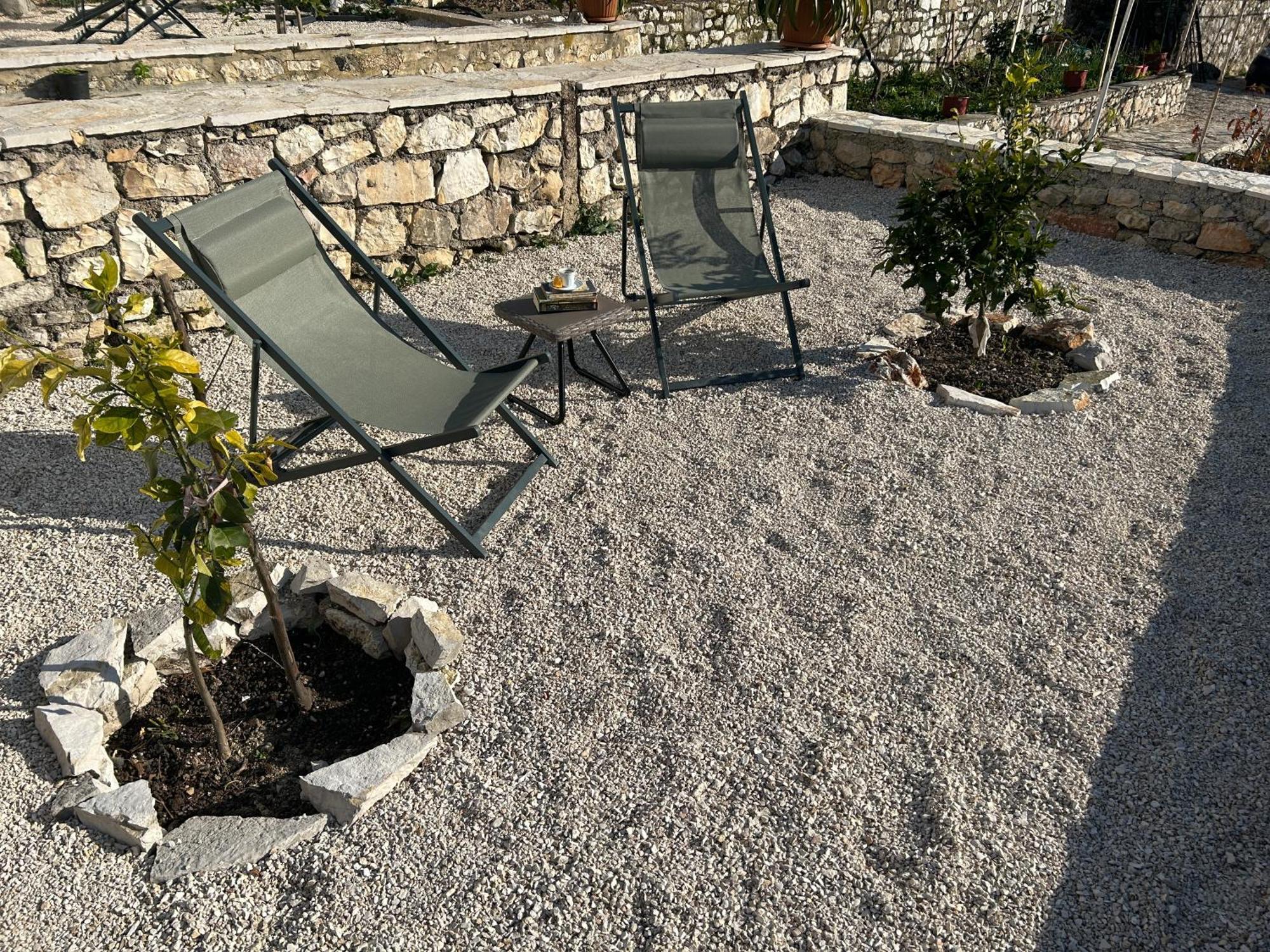 Hostel On The Hill - By Filikuri Beach Himara Kültér fotó
